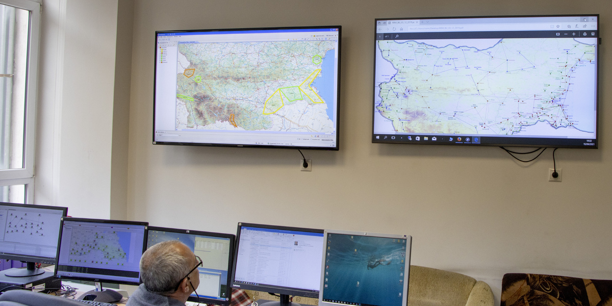 „Център за наблюдение и управление“ на радиокомуникационна TETRA  система