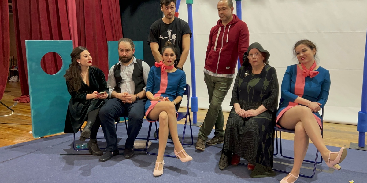 The main actors: Dayana Handzhieva, Toni Karabashev, Adelina Petrova, Ivan Stanchev, Stanka Velinova, Vasil Bovyanski, Evgeniya Roeva