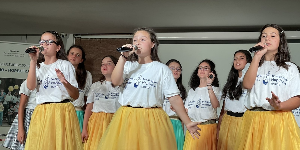 Bulgaria and Norway sing! (photo: DARBI Foundation)
