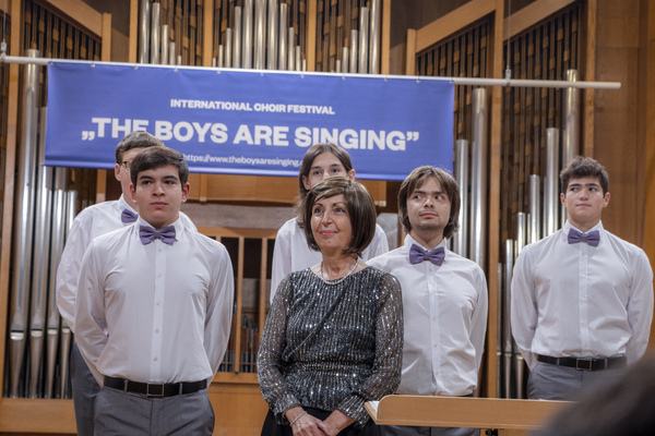 “The Lion Sleeps Tonight” next to “Ganinata Maika”, or which event can gather in one place boys choirs from Iceland, Mexico, the Czech Republic and Bulgaria