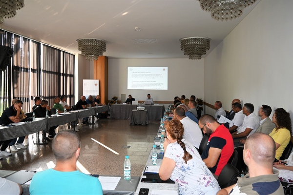 Police Officers Workshops for More Effective Work in a Multi-Ethnic Environment