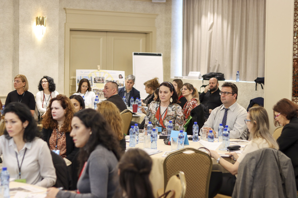 Кръгла маса на тема ромският фокус по ФМ на ЕИП и НФМ - научени уроци, предизвикателства и идеи