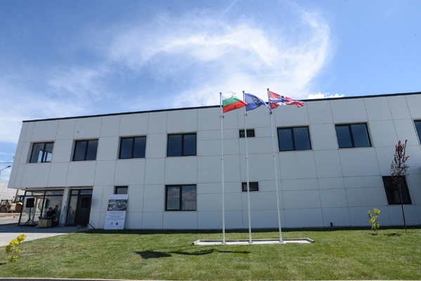 Samoranovo was presented
