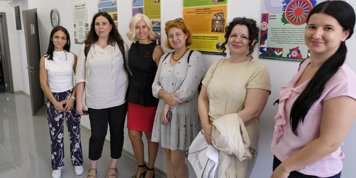 Mrs. Nedka Petrova (3rd from left to right) with part of the team and representatives from the Programme Operator and the National Focal Point. It takes a dedicated team to be successful.